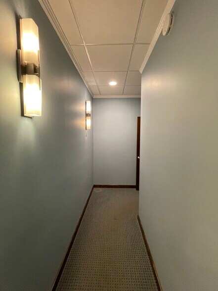 More Photos Of 189 (NYS) Route 25, Riverhead Medical For Sale