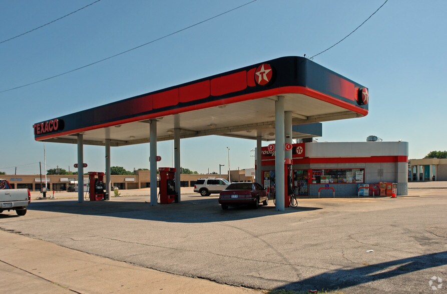 More Photos Of 3130 N Buckner Blvd, Dallas Service Station For Lease