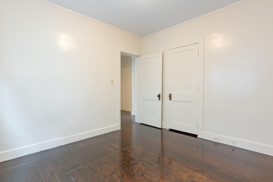 More Photos Of 3000 E 3rd St, Dayton Storefront Retail Residential For Sale