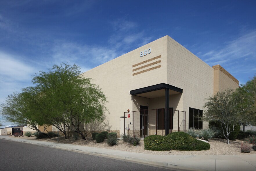 Primary Photo Of 880 E Lone Cactus, Phoenix Distribution For Sale