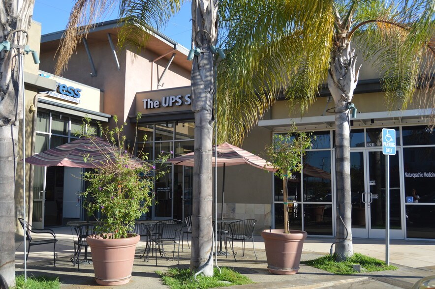 More Photos Of 2201 N Lakewood Blvd, Long Beach Unknown For Lease