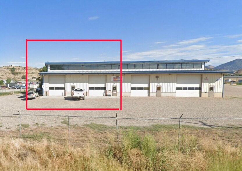 More Photos Of 28487 US 6, Rifle Warehouse For Lease