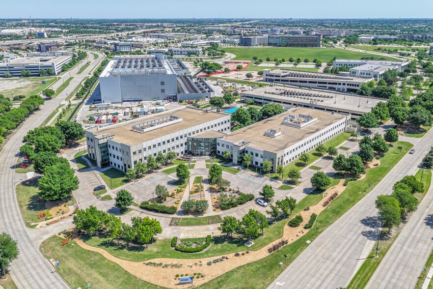 Primary Photo Of 5601 Headquarters Dr, Plano Office For Sale