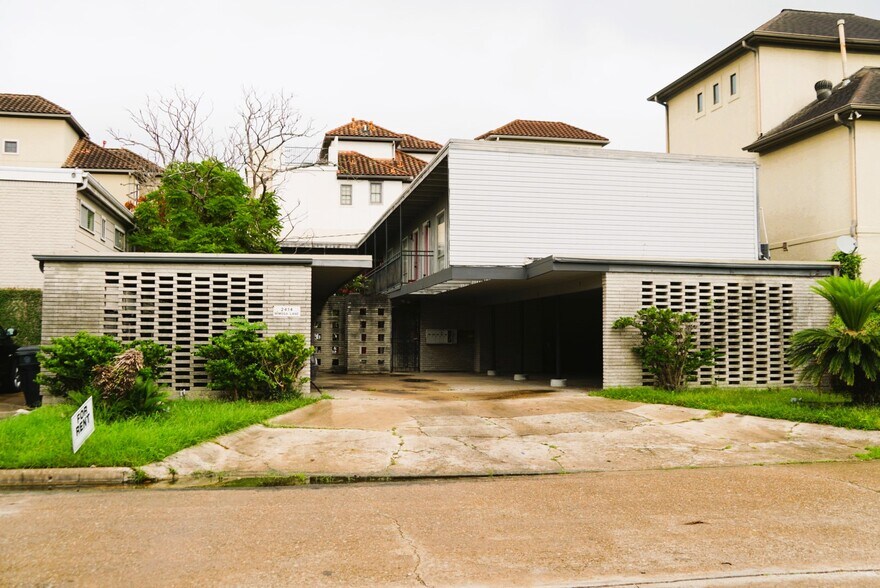 More Photos Of 2414 Mimosa Dr, Houston Apartments For Sale