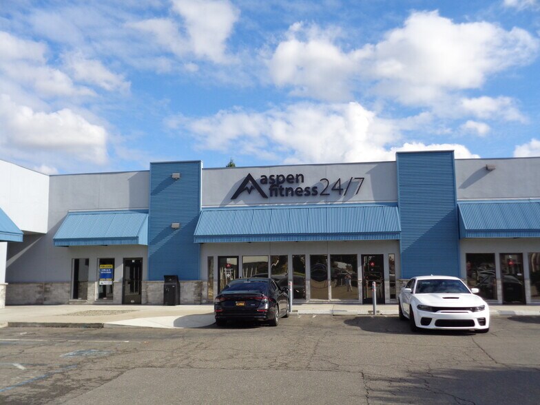 More Photos Of 950 Oakdale Rd, Modesto Unknown For Sale