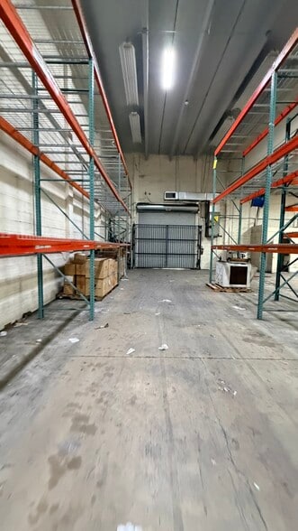 More Photos Of 1801 NE 149th St, Miami Warehouse For Lease
