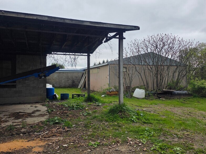 More Photos Of 1389 Old State Rd, Waterford Industrial For Sale