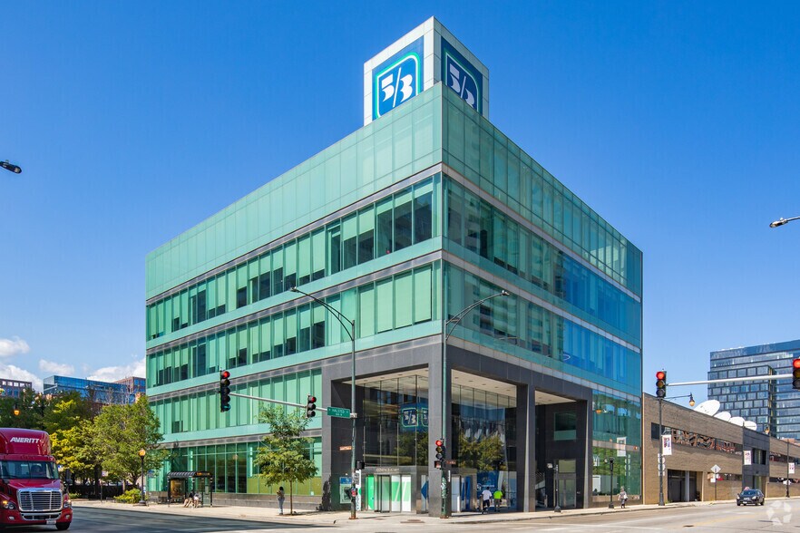 Primary Photo Of 800-810 W Madison St, Chicago Office For Lease