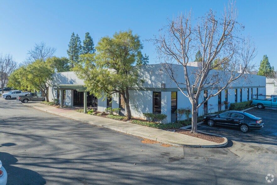 Primary Photo Of 1220 Quarry Ln, Pleasanton Research And Development For Lease