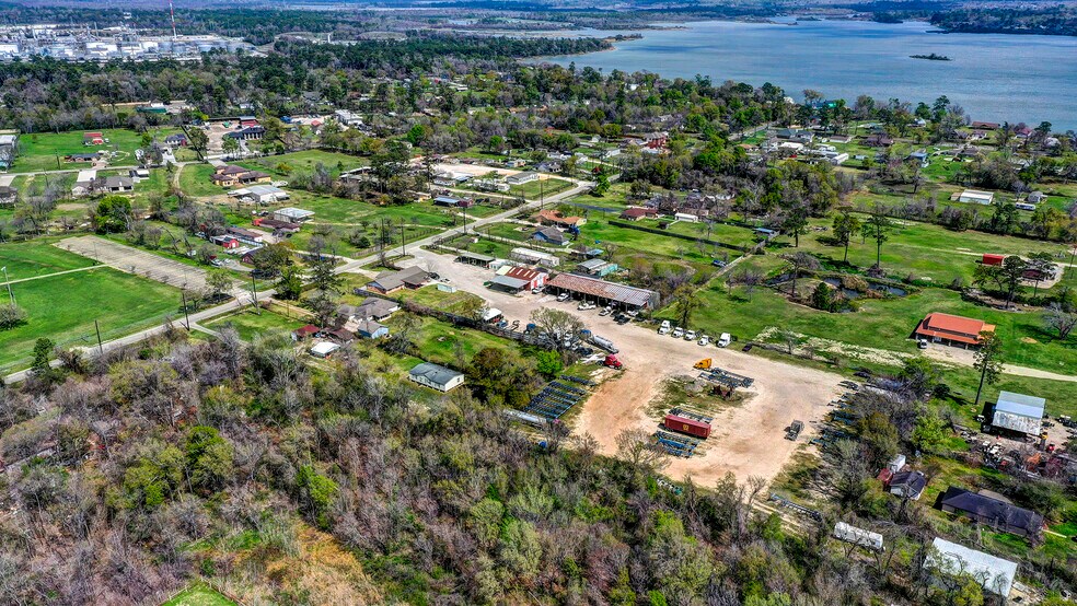 More Photos Of 16636 Bear Bayou Dr, Channelview Warehouse For Sale