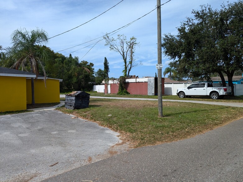 More Photos Of 1901 W Sligh Ave, Tampa Office For Sale