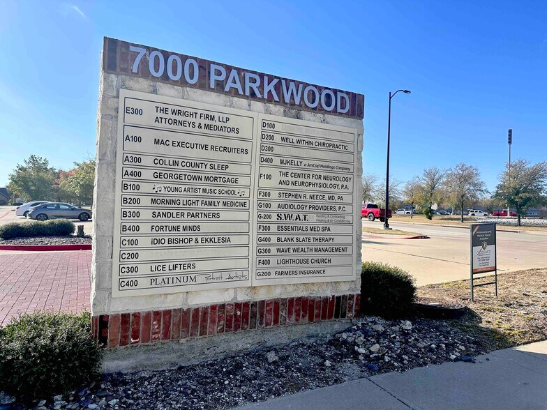 More Photos Of 7000 Parkwood Blvd, Frisco Medical For Sale