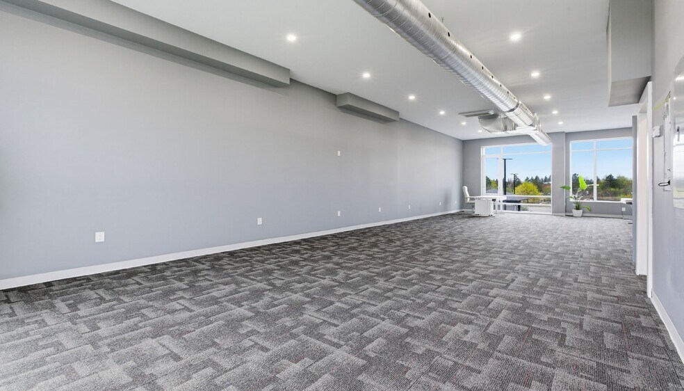 More Photos Of 2500 St. Laurent Blvd, Ottawa Medical For Sale