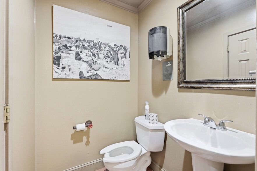 More Photos Of 424 N Main St, Souderton Restaurant For Sale