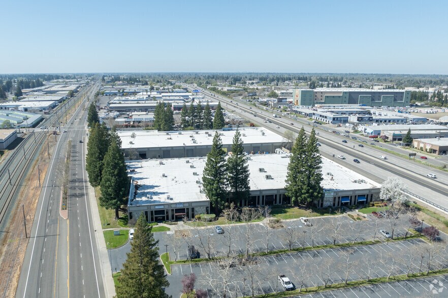 More Photos Of 11415 Folsom Blvd, Rancho Cordova Manufacturing For Lease