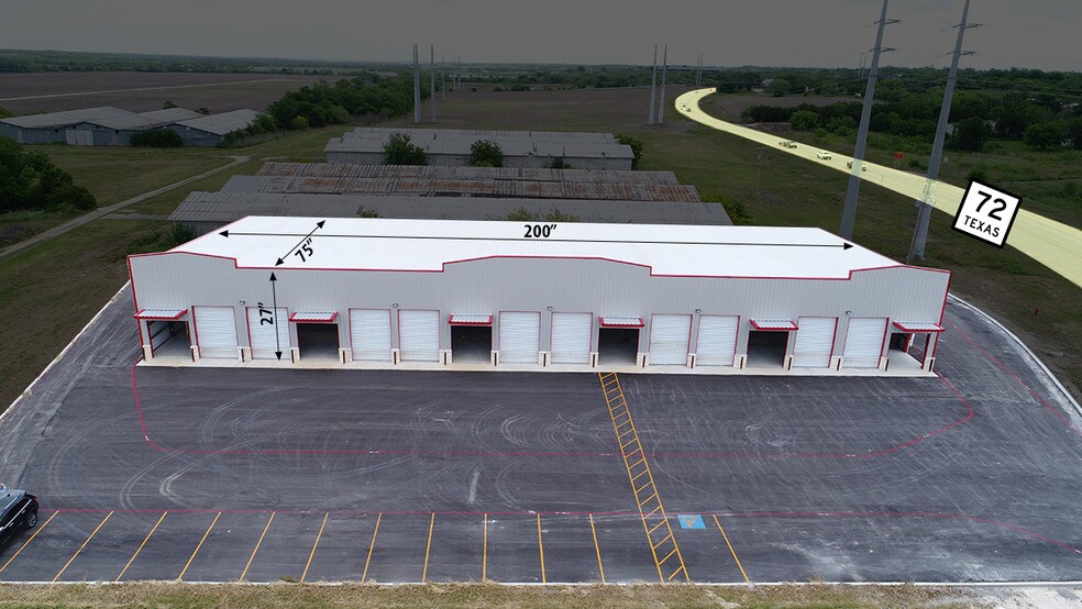 More Photos Of 409 E Highway 72 Hwy, Kenedy Light Distribution For Sale