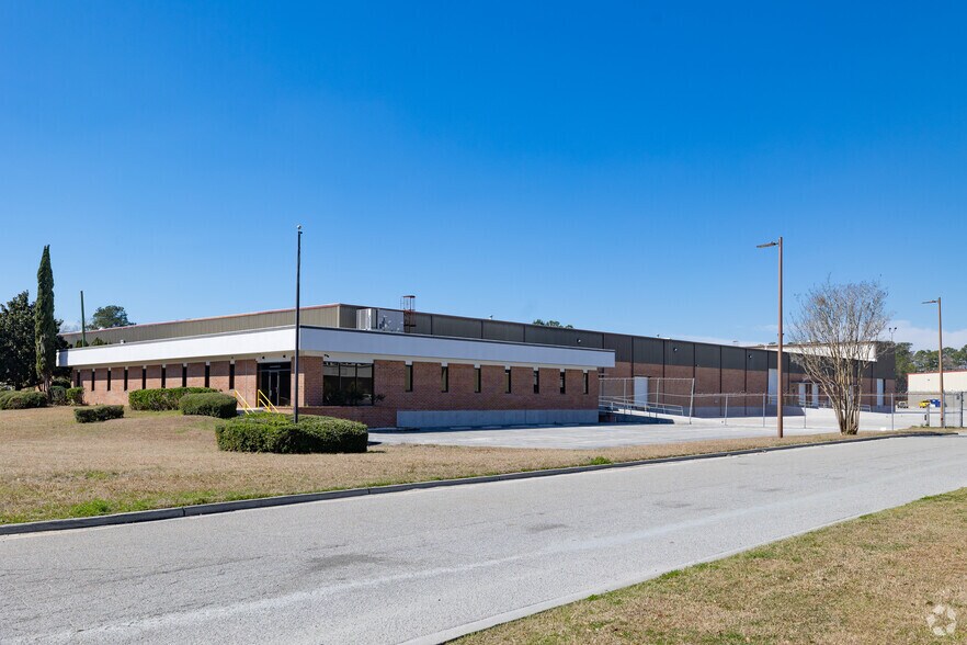 More Photos Of 780 King George Blvd, Savannah Warehouse For Lease