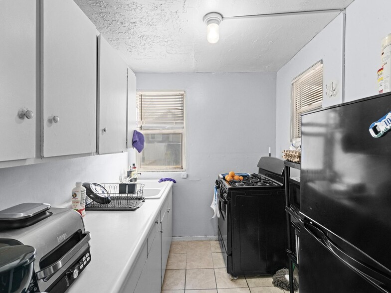 More Photos Of 127 W Mead Ave, Salt Lake City Apartments For Sale