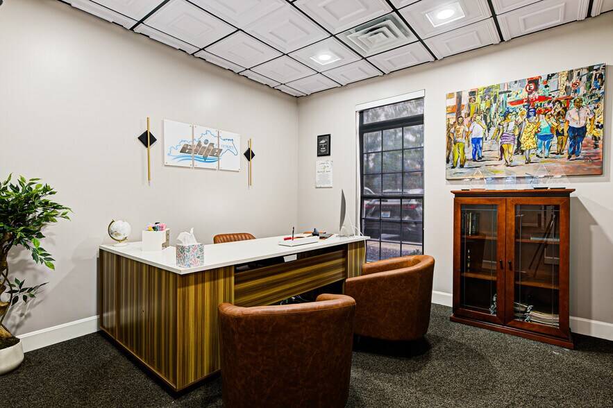 More Photos Of 3240 Office Pointe Pl, Louisville Coworking Space