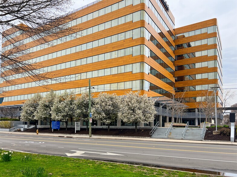 More Photos Of 9 West Broad St, Stamford Coworking Space