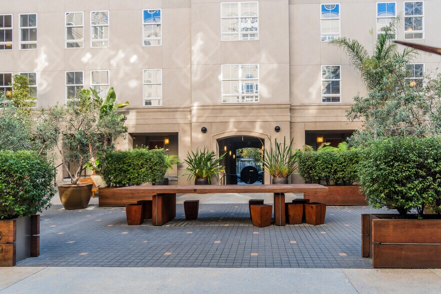 More Photos Of 821 Folsom St, San Francisco Apartments For Lease