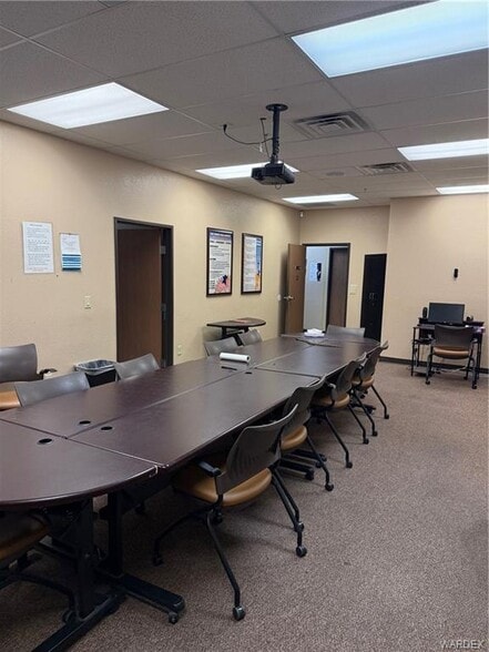 More Photos Of 2580 Highway 95, Bullhead City Storefront Retail Office For Sale