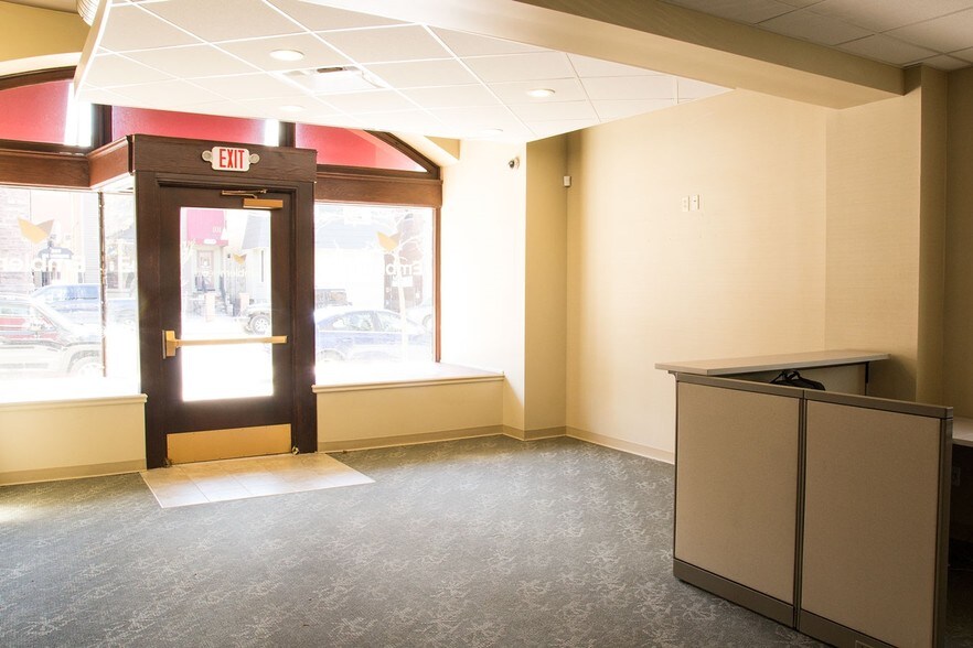 More Photos Of 374 Delaware Ave, Buffalo Office For Sale