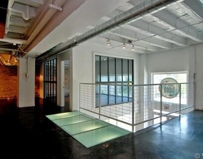 More Photos Of 1927 N Milwaukee Ave, Chicago Office For Lease