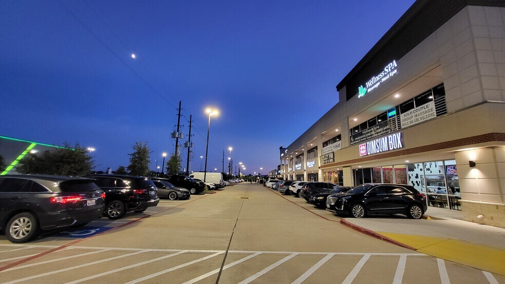 More Photos Of 1223 Grand West Blvd, Katy Restaurant For Lease