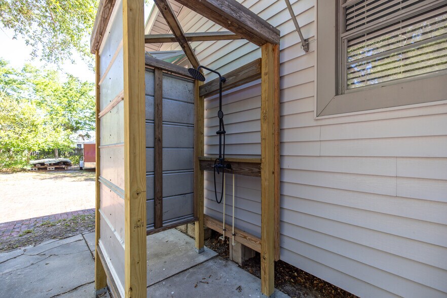 More Photos Of 86 Masters Dr, Saint Augustine Office For Sale