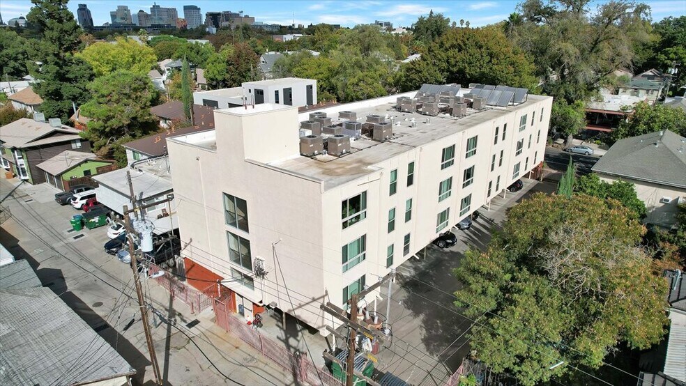 More Photos Of 2320 P St, Sacramento Apartments For Sale