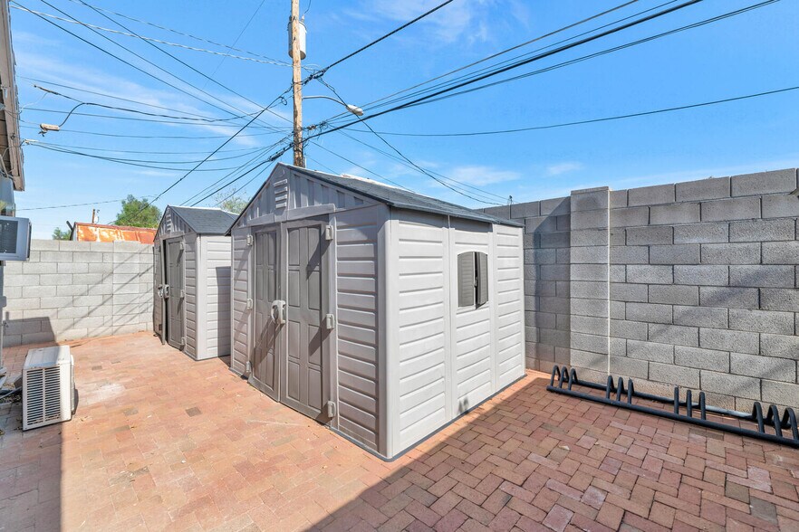 More Photos Of 316 E Vogel Ave, Phoenix Apartments For Sale