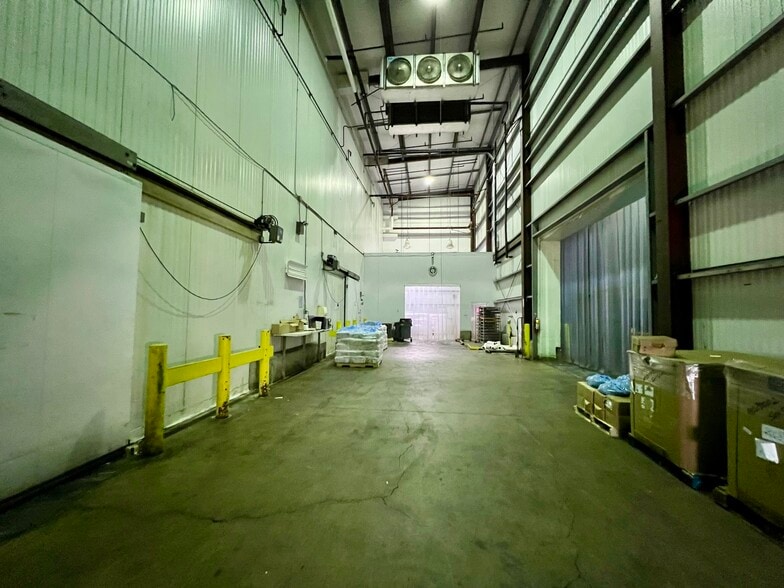 More Photos Of 1641 N 8th St, Colton Food Processing For Lease