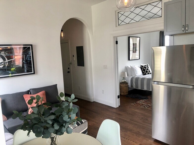 More Photos Of 2 Courtney Ave, Newburgh Apartments For Sale