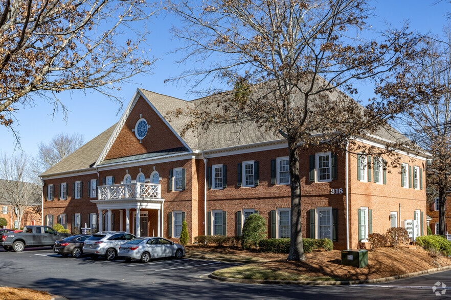 More Photos Of 284 S Main St, Alpharetta Unknown For Lease
