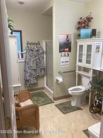 More Photos Of 37 Fremont Lake Road, Pinedale Medical For Sale