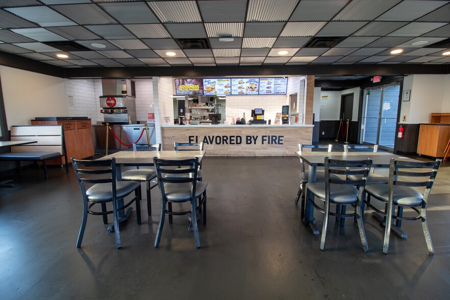 More Photos Of 504 W Vine St, Kissimmee Restaurant For Sale