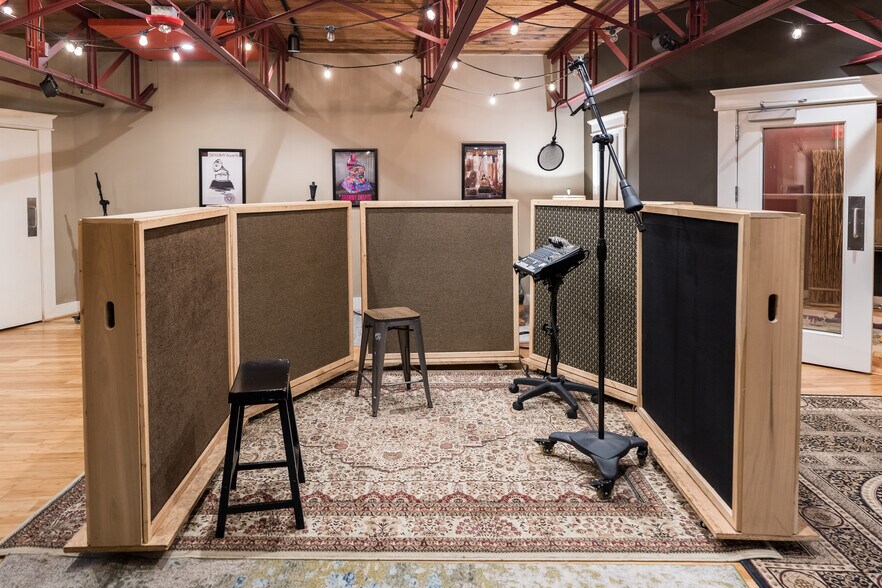 More Photos Of 2908 Epperly Dr, Del City Loft Creative Space For Sale