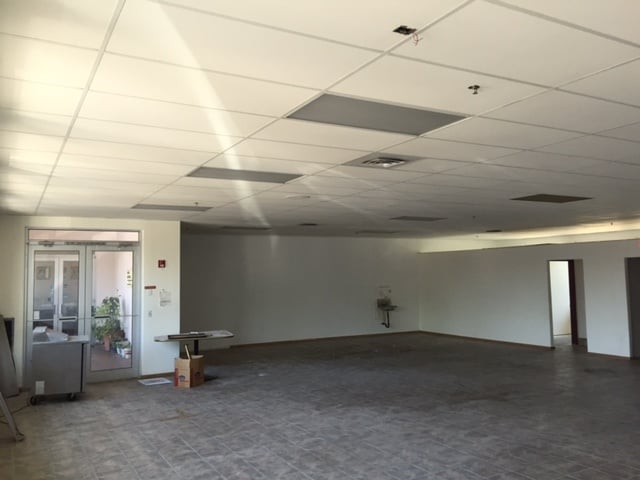 More Photos Of 5601 W Clearwater Ave, Kennewick General Retail For Lease