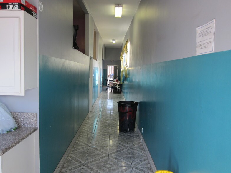 More Photos Of 7409 S Broadway, Los Angeles Medical For Sale