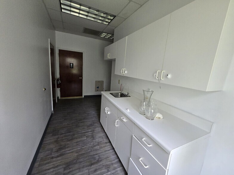 More Photos Of 2730 E WT Harris Blvd, Charlotte Office For Lease