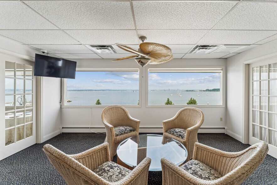 More Photos Of 62 Cove St, New Haven Specialty For Sale