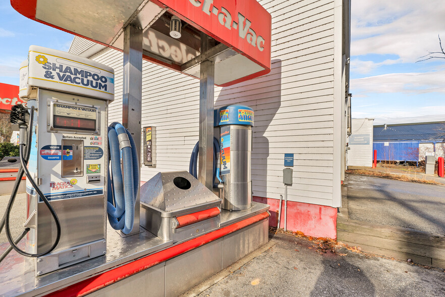 More Photos Of 329 Daniel Webster Hwy, Meredith Carwash For Sale