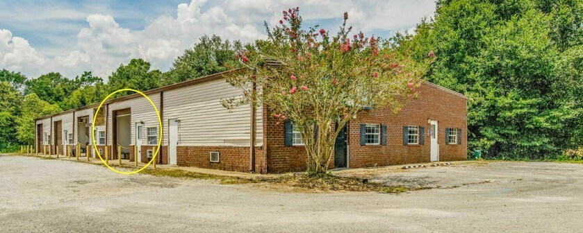 More Photos Of 6317-6325 Dogwood Dr, Milton Warehouse For Lease