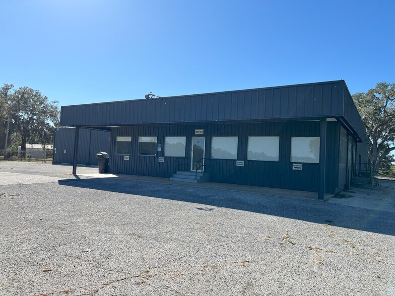More Photos Of 929 US Highway 17, Fort Meade Light Manufacturing For Lease