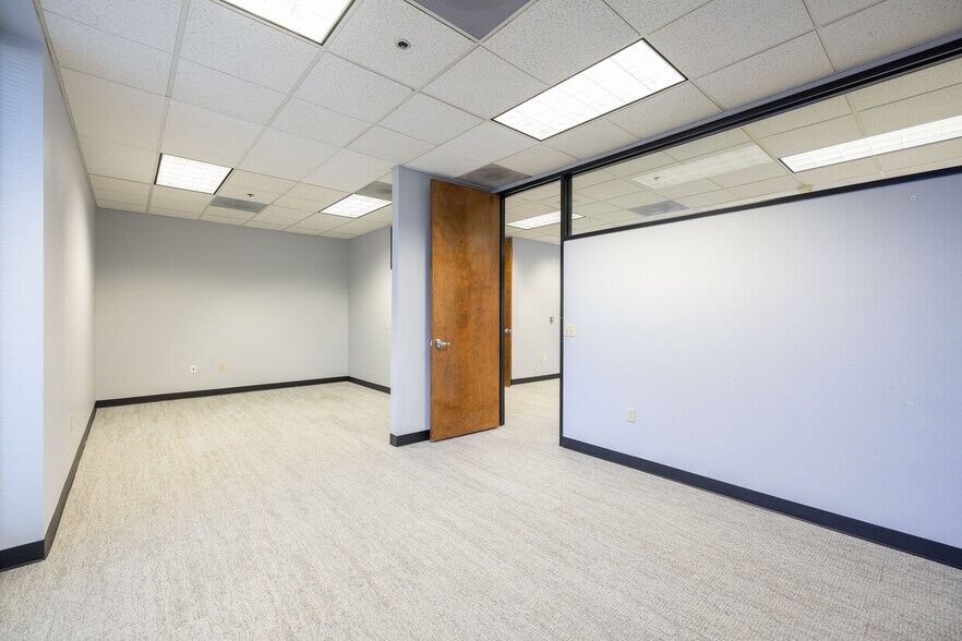 More Photos Of 8203 Sierra College Blvd, Roseville Office For Sale
