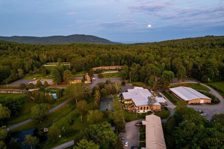More Photos Of 2206 State Route 9N, Lake George Hotel For Sale