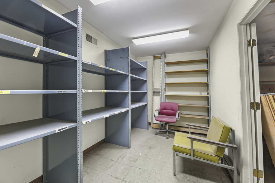 More Photos Of 1311 East St, Pittsfield Warehouse For Sale