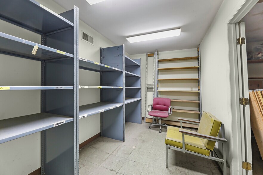More Photos Of 1311 East St, Pittsfield Industrial For Sale
