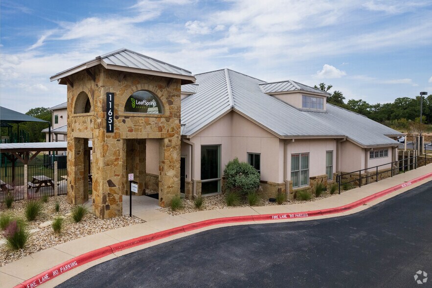 More Photos Of , Cedar Park General Retail For Sale
